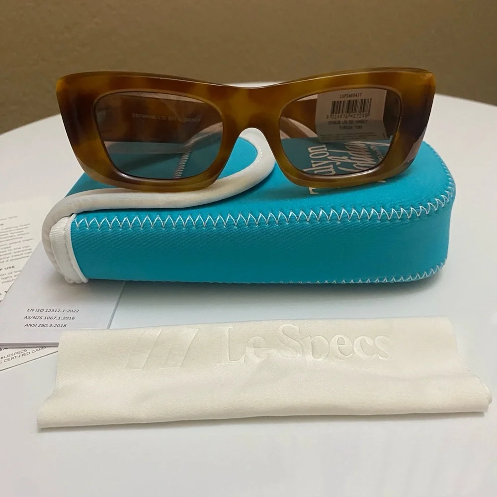 NWT Le Specs Dopamine LTD EDT Vintage Tort Sunglasses Oversized Rectangle